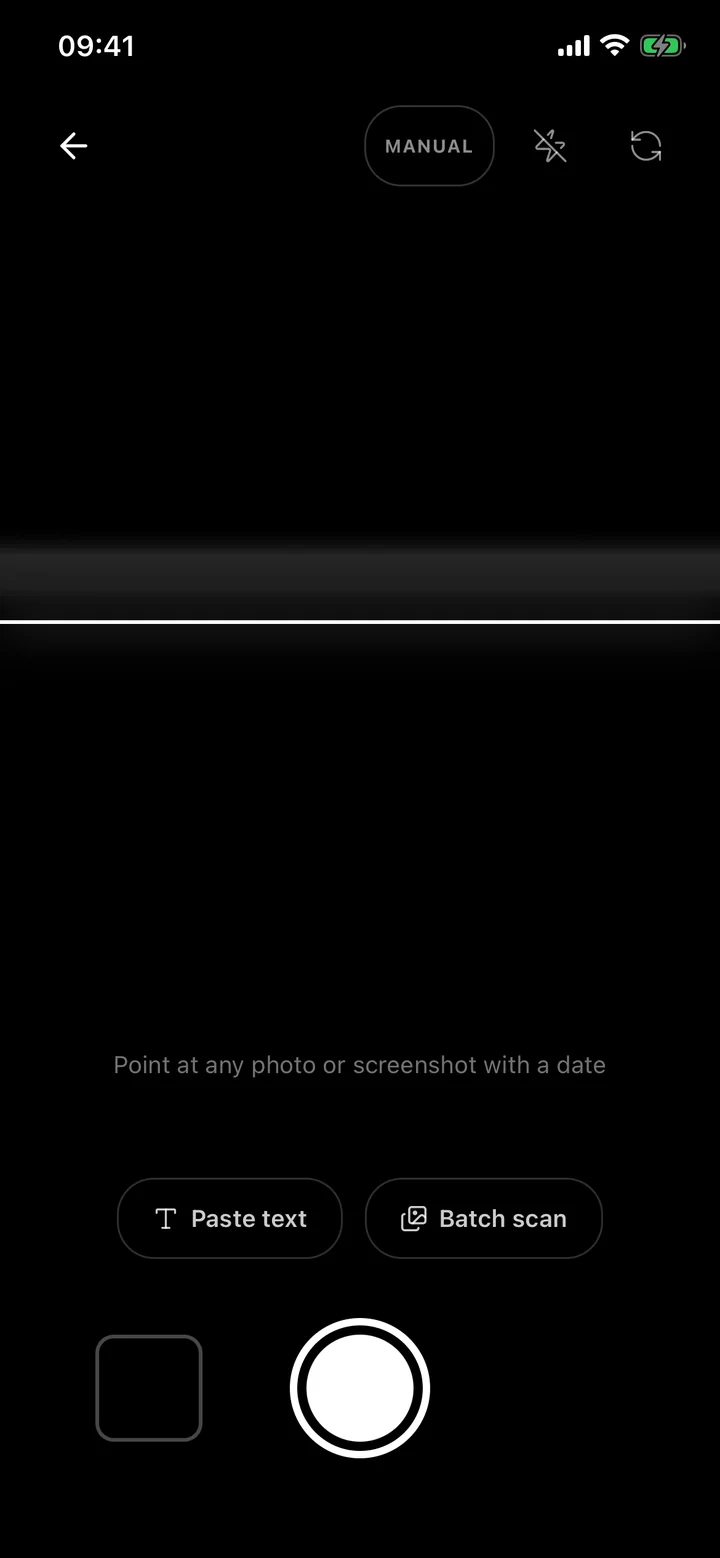Flits camera screen, ready to scan any photo or screenshot with a date